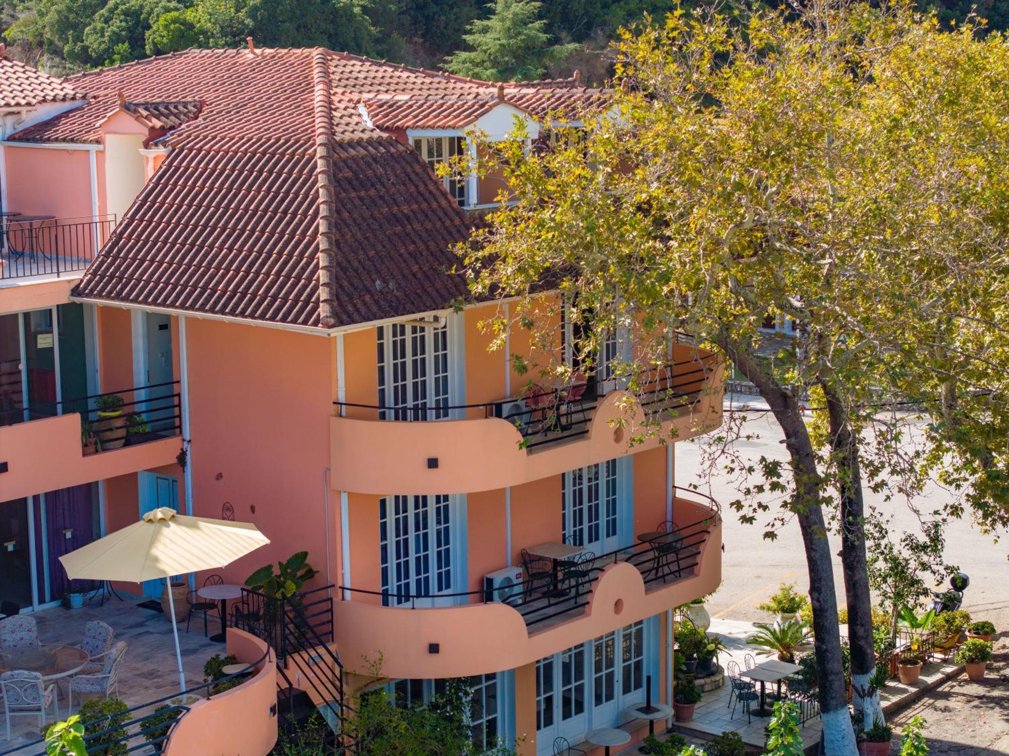 Odysseus Palace Poros  Exterior photo